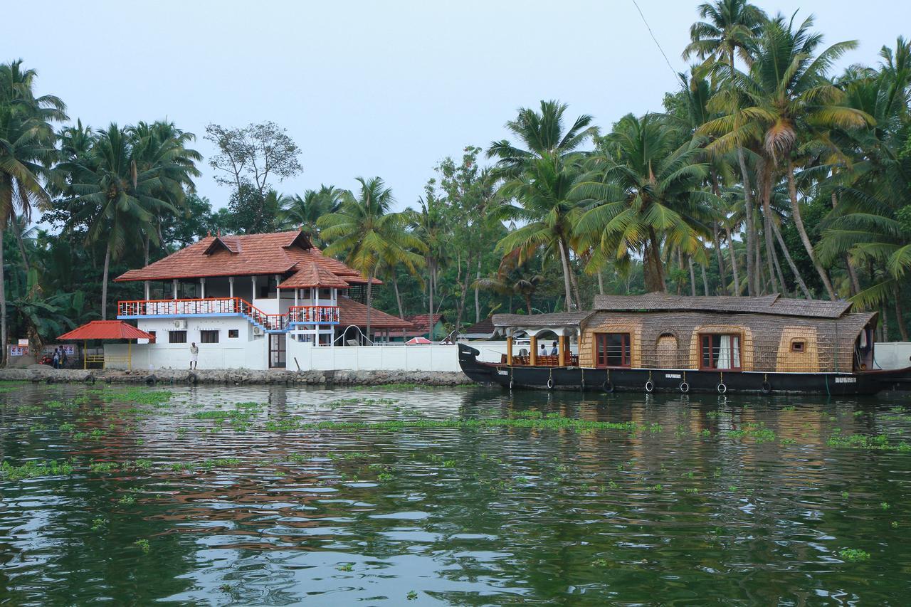 Chaandhni Lake View 호텔 Alappuzha 외부 사진